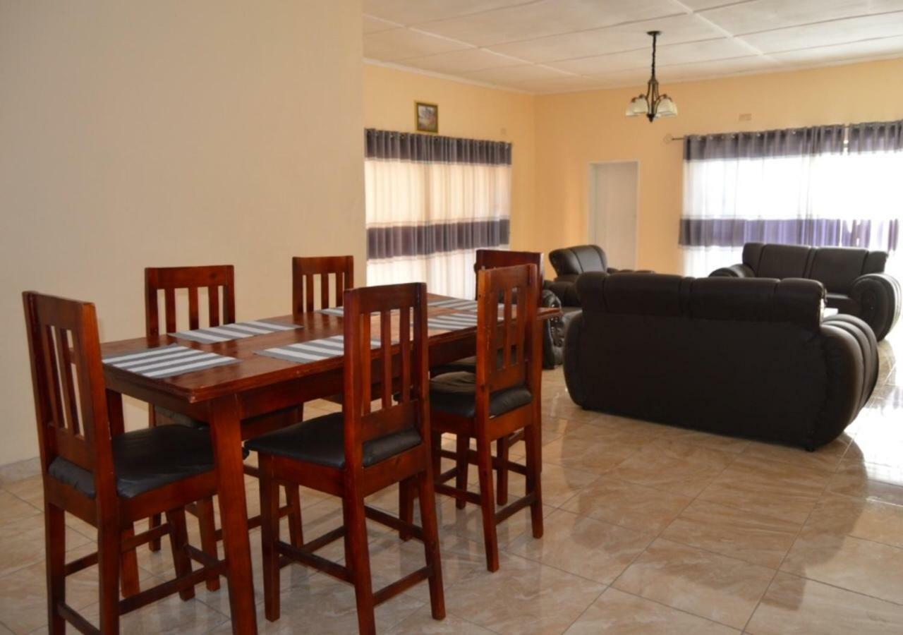Holiday home Chitova's